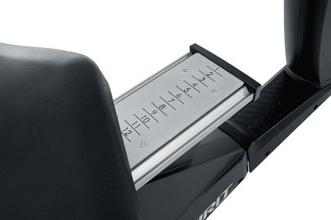 Велотренажер горизонтальный Spirit Fitness CR900