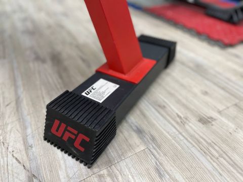 Скамья прямая UFC 